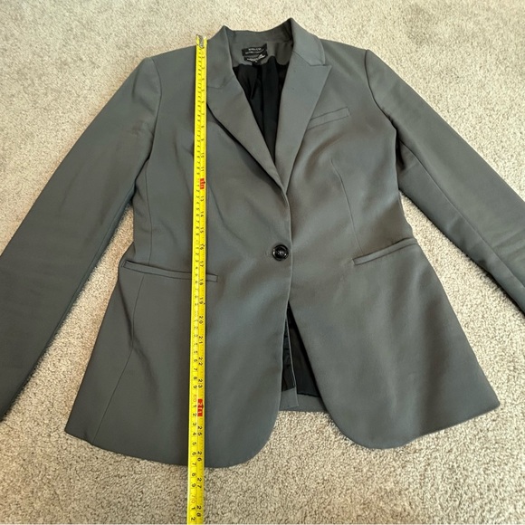 RW&CO womens gray suiting stretch lining blazer single breasted Sz 10 - Picture 3 of 10